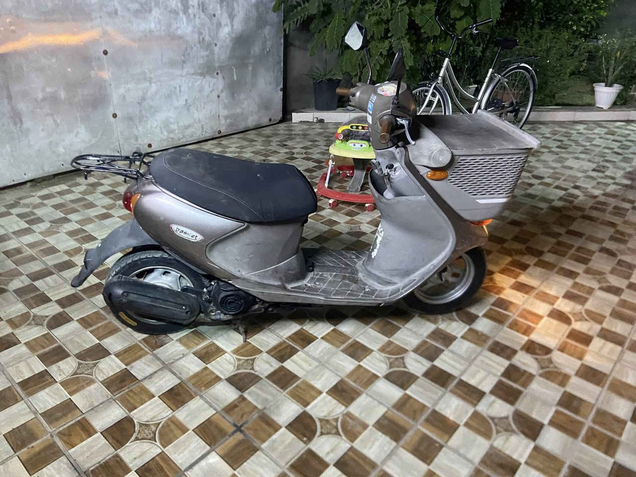 السلام عليكم للبيع دراجه ام السله ساسوكي نوزل كلش نضيفه للتصال ***********
