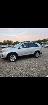 للبيع سورنتو 2014 خليجي سبعه راكب مكينه 4 سلندر رقم سليمانيه مكفوله كف...