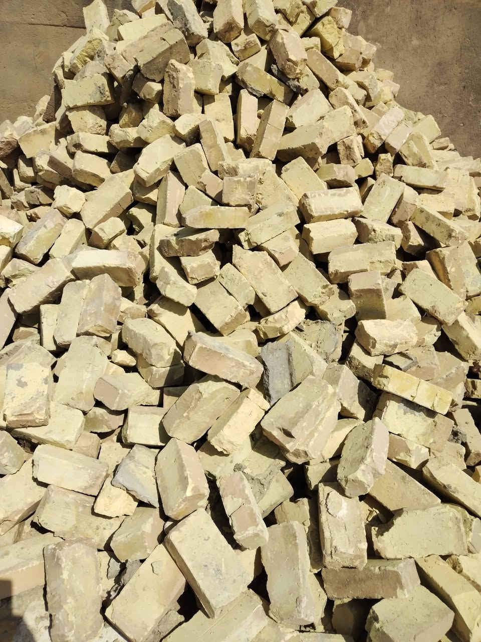 السلام عليكم طابوك مستخدم للبيع الاستفسار *********** ***********
