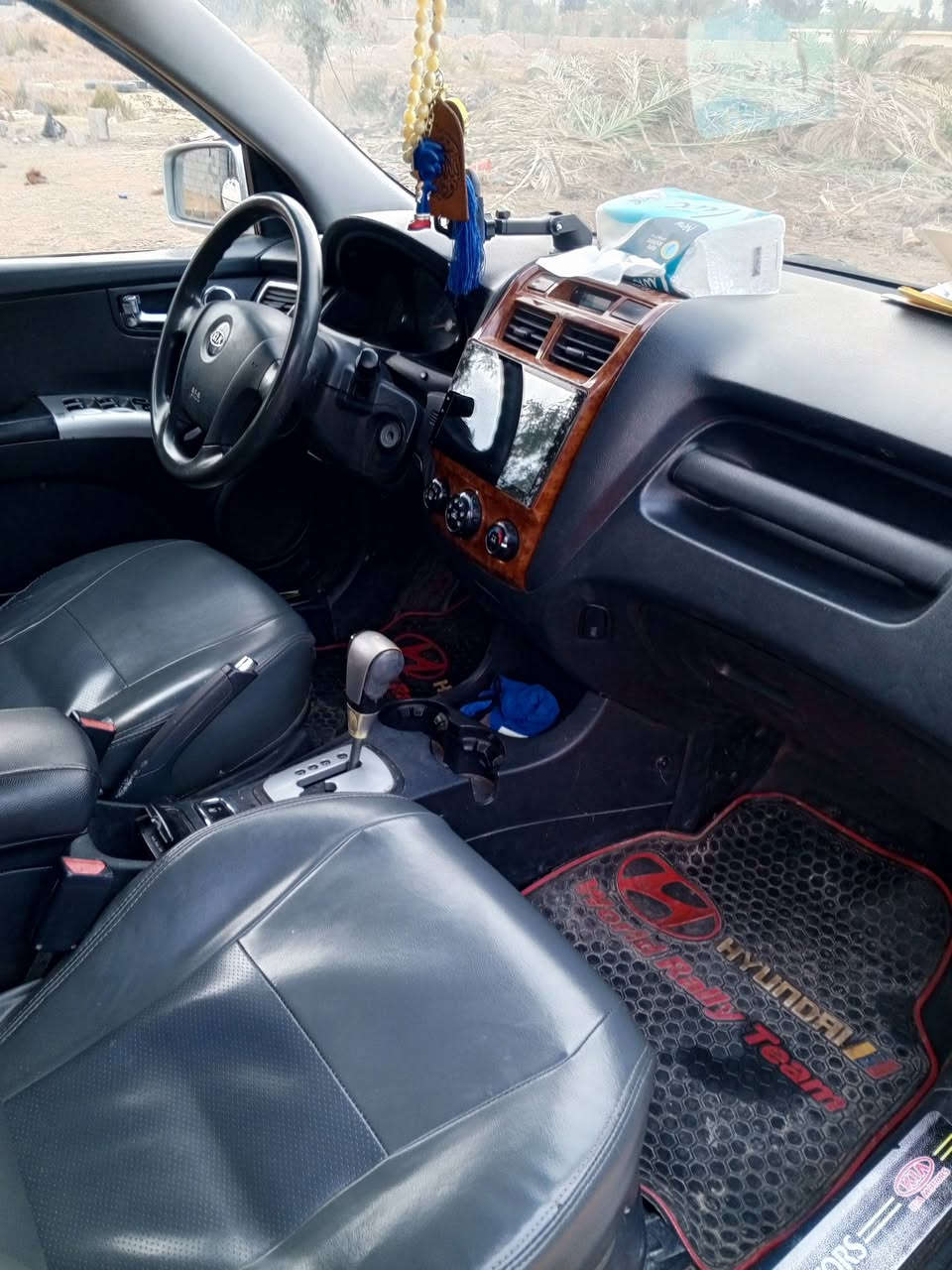 سبورتج للبيع 2009 باسمه السنويه لغايه 31 سياره بيها قطعتين تبديل وكاله تدفئه تبريد سياره خير من الله ديالى ناحيه ابو صيده *********** السعر 110 بيها مجال بسيط
