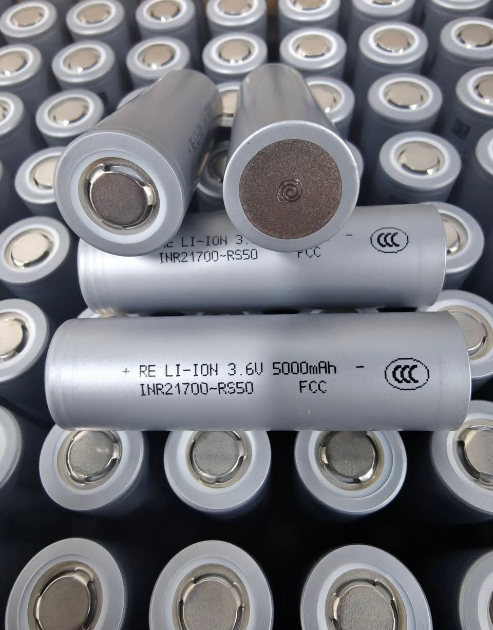 RE Li-ion 3.6V 5000mah INR21700-RS50 70A Lithium-ion batteries 5000mAh electric vehicles battery,electric bicycle batteries,solar energy storage batteries.
Our company supplies high-quality branded lithium-ion battery, which are ideal for demanding applications such as electric tools, solar products,medical equipment,flashlights,mobile power supplies,electric vehicles,outdoor lighting products,surveillance equipment,electric bicycles,drones,scooters,robotic,drone,energy storage devices,and other products that require high quality lithium ion batteries.
Lithium ion cell available🔋🔋🔋.
18650,21700,26650,26700,32700,33140,14500,32140,40135.etc
Cylindrical, Prismatic & Pouch cell.
All types lithium ion material available.
Battery Cell,Epoxy sheet,Sleeve,installation sleeve etc.


**إذا كنت صاحب هذا الإعلان وتريد حذفه لأي سبب، رجاءا أرسل رسالة إلى الدعم الفني**