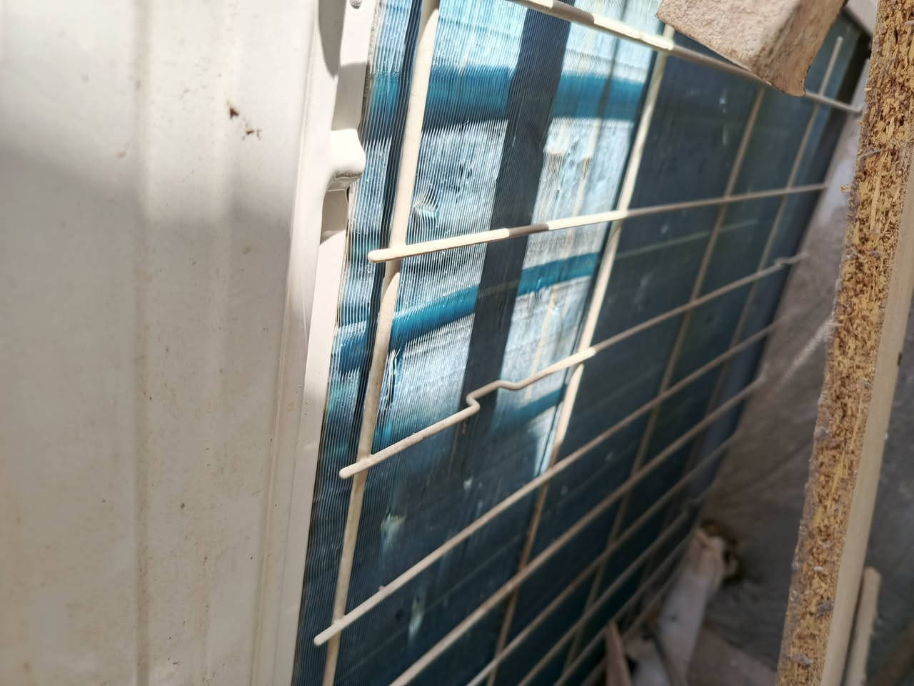 سبلت كنتول ثلاثه طن البروده مالته الثلج ما تقدر تقف قدام لا مفتوح لا ملعوب بيه على وضع الشركه وما مشتغل اصلا هوايه بس محتاجين عندنا مريض اللي يبيعه والله باسرع وقت الموقع تحويل الخالص قريه الغوالبه رقم التليفون ***********
