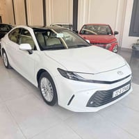 يتوفر كامري 2026  LE هايبرد  ماشي 6000km  ضمان الوكالة شمالي  للأستفسا...