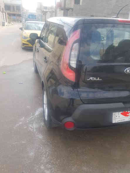 السلام عليكم كيا صول وارد امريكي  موديل 2015  محرك ٢٠٠٠ مرغوب حادثه قطعتين باب   عكس السايق رقم بغداد ماشيه 100 ألف  تبريد صدر محرك كير كفالة عامة
كامرا خلفيه 
شاشه كبيرة
تحكم استيرن
نضام التزحلق
4 ديسك
السعر 115 بيها مجال 
غير متواجد على فيس
اي استفسار رقم ***********
