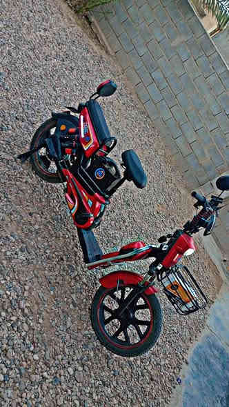 موطور شحن للبيع موديل 25ماصارلي شهر من اخذته بعده جديد عندي ضرف ورايد ابيعه سعر 500وبي مجال بسيط للشراي اذا مو شراي لا تتصل  ***********العنوان هيت ناحيت الفرات
