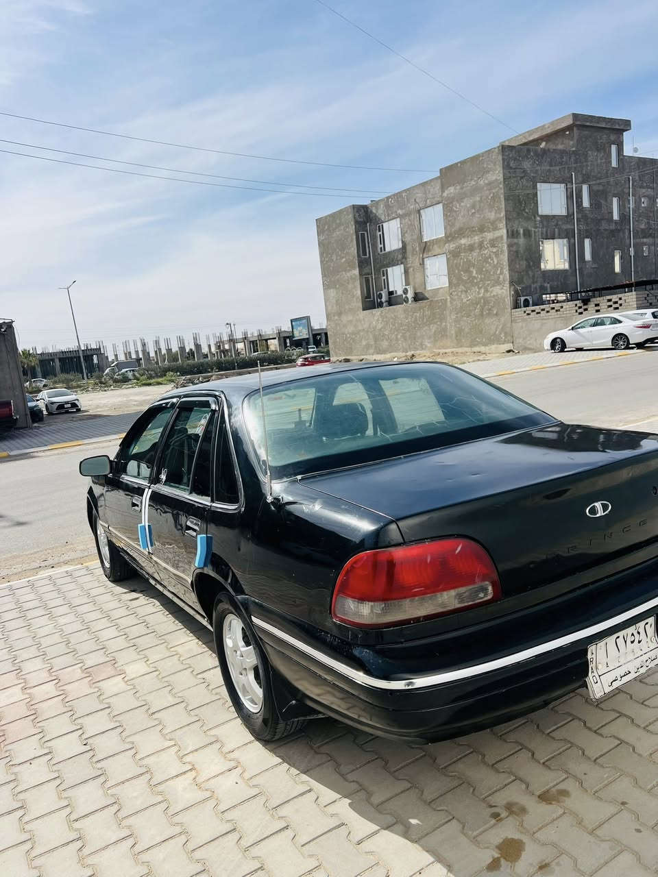 السلام عليكم 
للبيع دايو برنس موديل 1996
رقم صلاح الدين سنويه 2027 مشروع وطني 
صبغ 3 قطع السياره بدون ضربه 
محرك مفتوح المرغوب شرط 
كير اوتو شرط جديد قبل 20 شاده بي وصل 
صدر امامي خلفي جديد تخم تاير جديد
تبريد تدفئه شغال
جام 4 كهرباء شغال
السياره حلّوه بلاديه جاهزه من كلشي
 السعر 37 بيه مجال  قليل مكاني تكريت 
***********
***********
