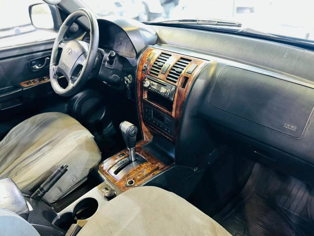 ریکلامی تایبەت.
‌هۆندای تریکان مۆدیل 2003 بۆ فرۆشتن.
ئاڕم پلاستیک سلێمانی
تازەکراوەتەوە ئاڕم و ئەوەلیات بەشەرت
شەش پستن گێڕتۆماتیک 
گێڕومەکینەو ئەکسل و تەبرید بەشەرت
کارەباییات هەموو بەشەرت
هیچ دەعم و لێدرانی نیە بەشەرت
ناوو داخیلی دەرەجەیەک جوانە
چوارتایەی تازە بۆبەستراوە لۆک.
نرخی 68 گەڵاو مەجالێکی کەم
ژ.ت ***********ـــ*********** كويسينجاك, أربيل
