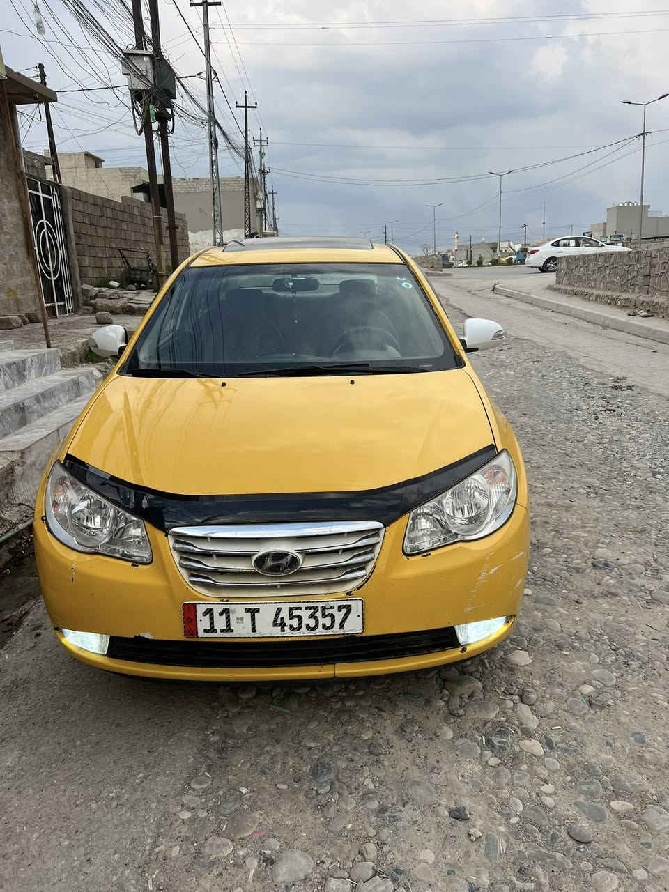 للبيع النترا تكسي 2011 سياره بيها تلقيطات معجون وجاملغ خلفي مبدل فقط شرط التحويل كابون بانزين رقم بغداد جديد. 
***********
***********  السعر 113
