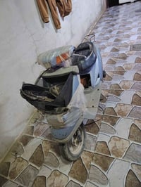 ياماها اي عيب مابيه فقط يرادله كابريتر السعر 125او بيه مجال الرقم 0775...