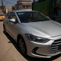 هونداي افانتي ٢٠١٧  محرك ١٦٠٠ gdi  كير ad حساس خلفي  تحكم سترين  كشنات...