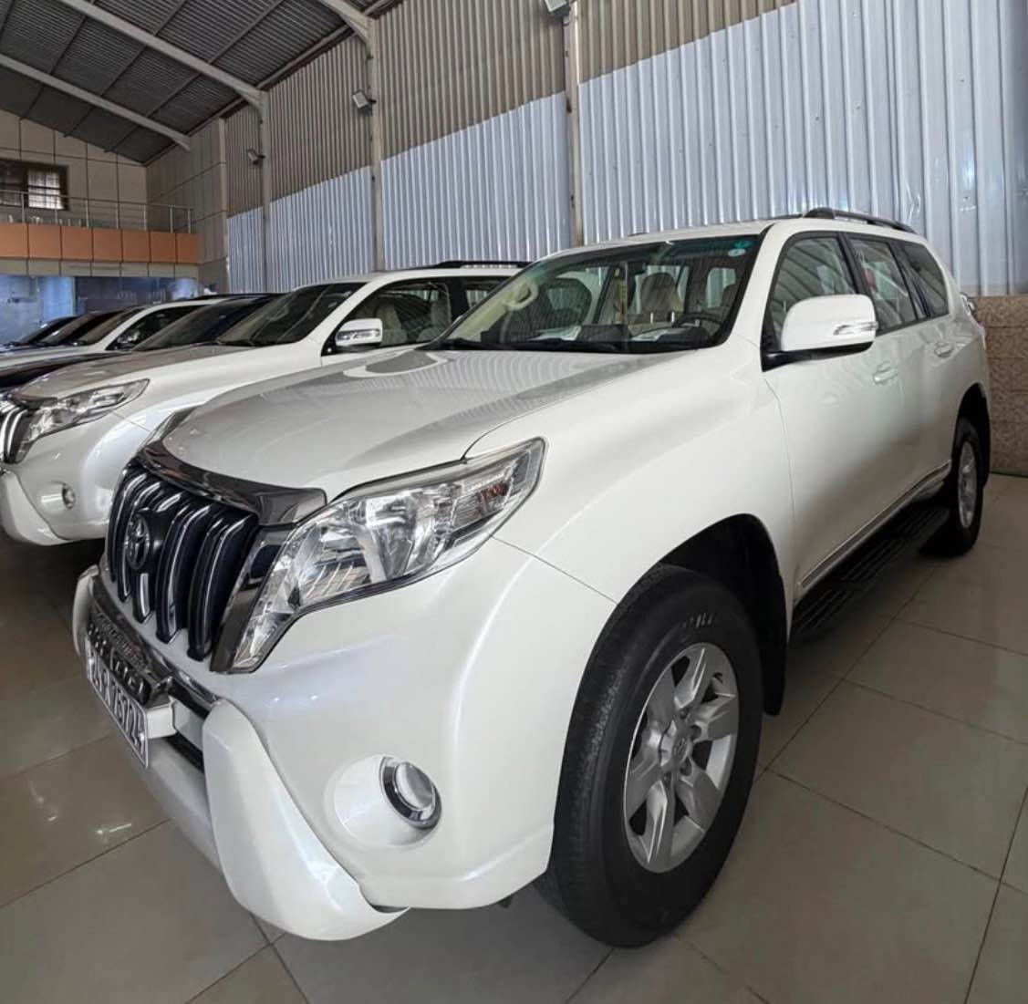مۆدێل 2014 km 64000 مواسەفات T.X.L V6 ful دوو کوشين کارەبای دوو جئ پيديئار باقی هەموی بە شەرت أربيل, العراق


**إذا كنت صاحب هذا الإعلان وتريد حذفه لأي سبب، رجاءا أرسل رسالة إلى الدعم الفني**
