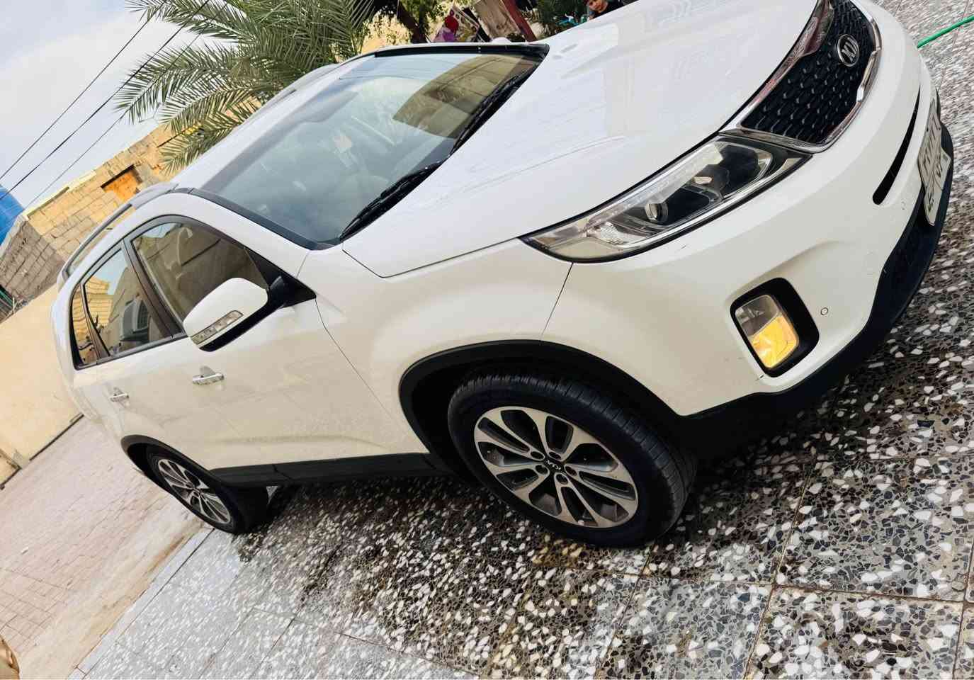 للبيع *********** السعر 149 
سورنتو خليجي موديل 2015 رقم أربيل تحويل او وكالة محرك 2400 دوش بيها صبغ نصف الجاملغ الأمامي فقط سونار مرفق مواصفات بصمة ثلاث قطع تبريد سبعة راكب مري شفط ترحيب لد امامي خلفي السعر 149 مكان السياره كربلاء المقدسة كربلاء, العراق
