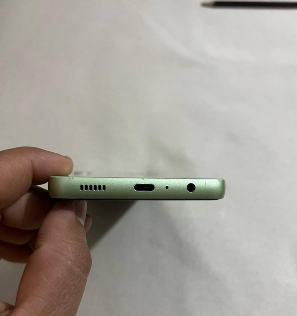 للبيع سامسونك A05 ذاكره ٦٤ الجهاز جديد ممفتوح ويا بس شاحنه السعر ١٠٠ مكاني قرب الجسر


**إذا كنت صاحب هذا الإعلان وتريد حذفه لأي سبب، رجاءا أرسل رسالة إلى الدعم الفني**