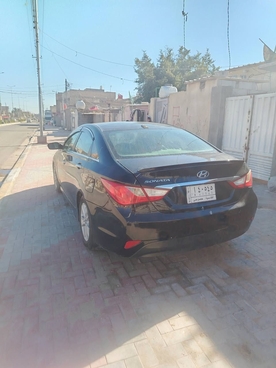 السلام عليكم سيارة سوناتا موديل 2014 للتفاصيل موجودات داخل الصور العنوان كربلاء حي العامل رقم السيارة قادسية للاتصال والاستفسار *********** السعر 90 ورقة وبيهه مجال للشراي تحويل ثاني يوم
