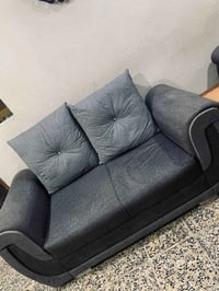 ٩ مقاعد • كنب • مجلس