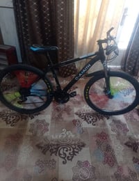 جديد للبيع حجم 26سعر 140لا تصال علي رقم 07810117400