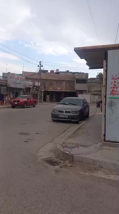 مشتمل مساحة ١٠٠م واجهه ٥نزال ٢٠م طابق واحد مدخلين طرمه استقبال مطبخ خدمات غرفه نوم للبيع سند زراعي شارع ابو عزرائيل بصف الركن السعر ١١٠بيه مجال 
مكتب الشعب للعقار الشارع المقابل لمطعم حجي عادل ومصور الكنز هاتف ***********واتساب
