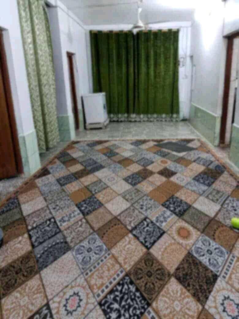 *🏡 بيت للبيع - الجمعية / شارع الوائلي*  
*موقع مميز قريب من مستشفى الأماني + مقابل حديقة الأرجوان*

*📐 المساحة:* 220م + مشتمل  
*🏗️ التفاصيل:*
- *الطابق الأرضي:* 3 غرف نوم + صالة + استقبال + مطبخ حار وبارد + حمام خارجي
- *الطابق الثاني:* غرفة نوم + حمام داخلي  
- *المشتمل:* غرفة + صالة + صحيات + غرفة فوق السطح تابعة للبيت

*✨ المميزات:*
1. *سايدين على شارع الوائلي* - واجهتين وتهوية ممتازة
2. *موقع استراتيجي:* مسافة قريبة على مستشفى الأماني
3. *مقابل حديقة الأرجوان**🏡 بيت للبيع - الجمعية / شارع الوائلي*  
*موقع مميز قريب من مستشفى الأماني + مقابل حديقة الأرجوان*

*📐 المساحة:* 220م + مشتمل  
*🏗️ التفاصيل:*
- *الطابق الأرضي:* 3 غرف نوم + صالة + استقبال + مطبخ حار وبارد + حمام خارجي
- *الطابق الثاني:* غرفة نوم + حمام داخلي  
- *المشتمل:* غرفة + صالة + صحيات + غرفة فوق السطح تابعة للبيت

*✨ المميزات:*
1. *سايدين على شارع الوائلي* - واجهتين وتهوية ممتازة
2. *موقع استراتيجي:* مسافة قريبة على مستشفى الأماني
3. *مقابل حديقة الأرجوان*