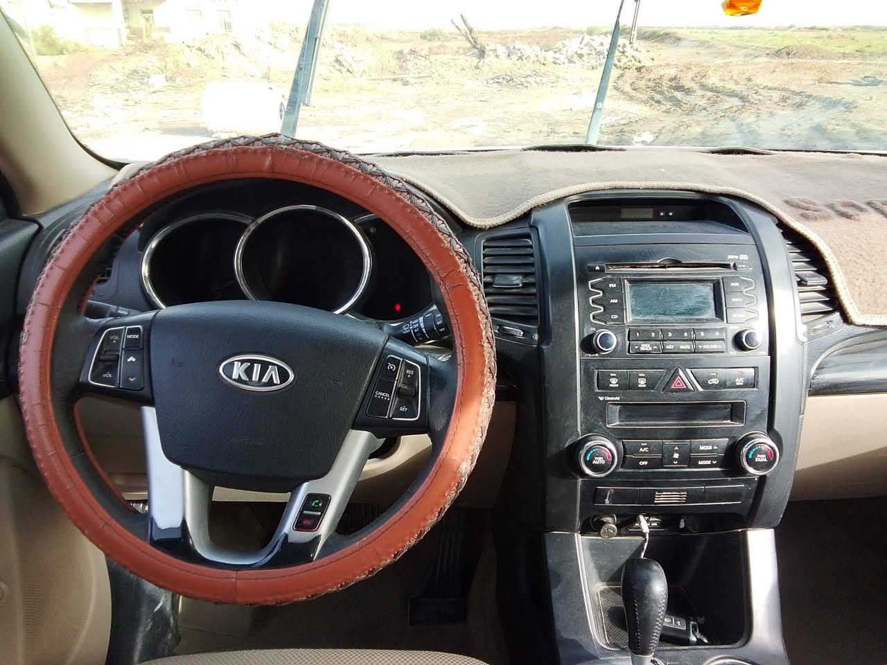 سورنتو موديل 12 خليجي 4 دوش 7 راكب رقم بصرة مشروع وطني مكينه وكير حداديه تخم تاير كله جديد للعلم سيارة متجايه ضرر بسيط جاملغ الخلفي فقط الباقي مكفول كفاله عامه السعر 125 وبيه مجال حگ الجيه 
الرقم:  *********** 
مكاني ذي قار
