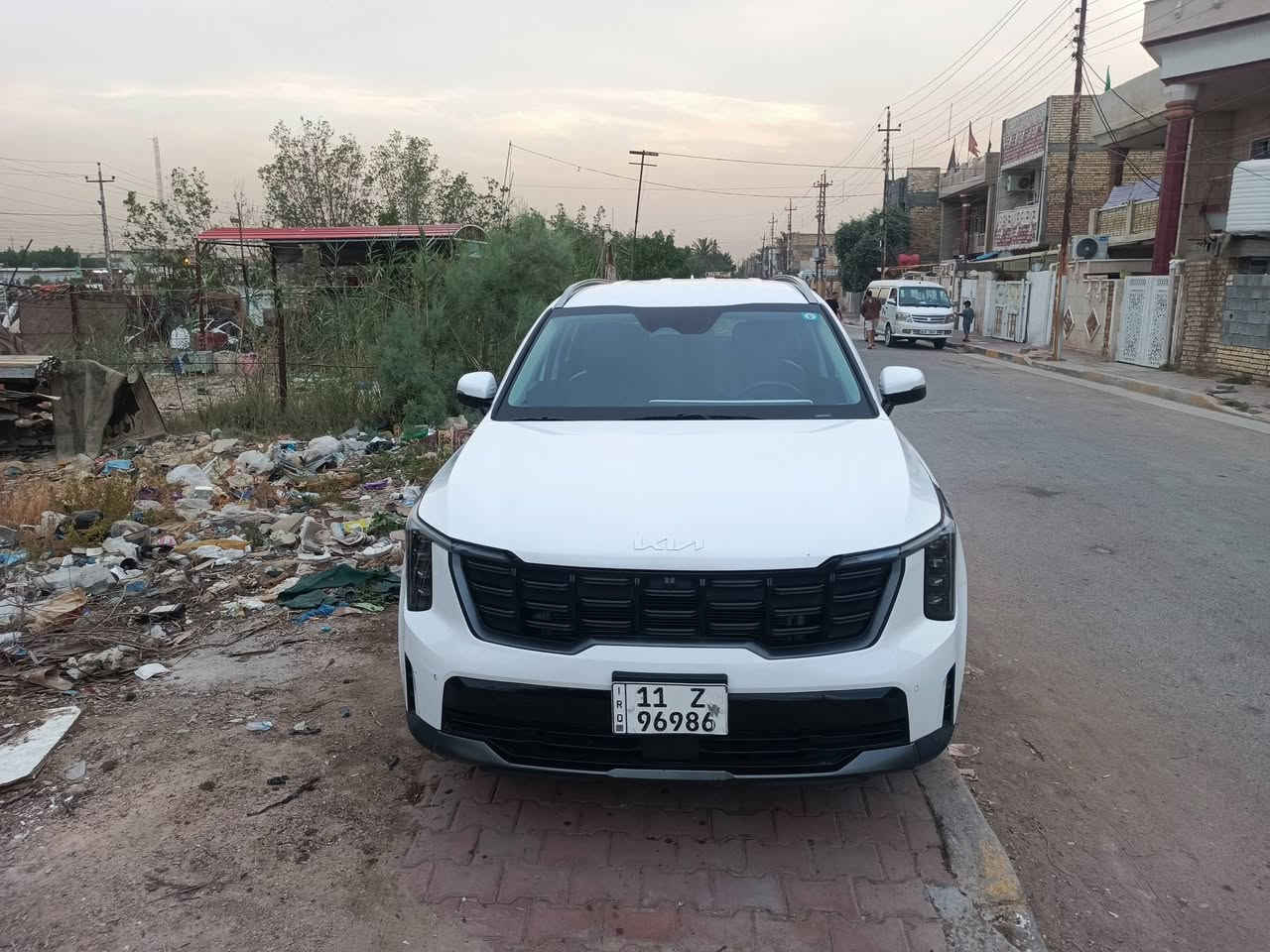 سلام عليكم سورنتو للبيع وارد امريكي موديل 24 فول مواصفات بستثناء البانوراما حادثه بنيد وجاملغ وباب رقم بغداد ابسمي السعر  200 للتفاصيل الاتصال على الرقم ‏‪***********‬‏
