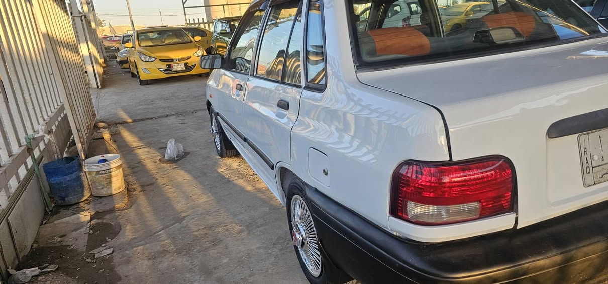 سلام عليكم سايبه موديل ١٢ خصوصي جاهزه مكينه وكير حداديه جاهزه رقم قادسيه موجوده بديوانيه السياره مصبوغه حزام أثر خياسات السعر ٣٢ وبيهه مجال ما متواجد على الفيس ***********
