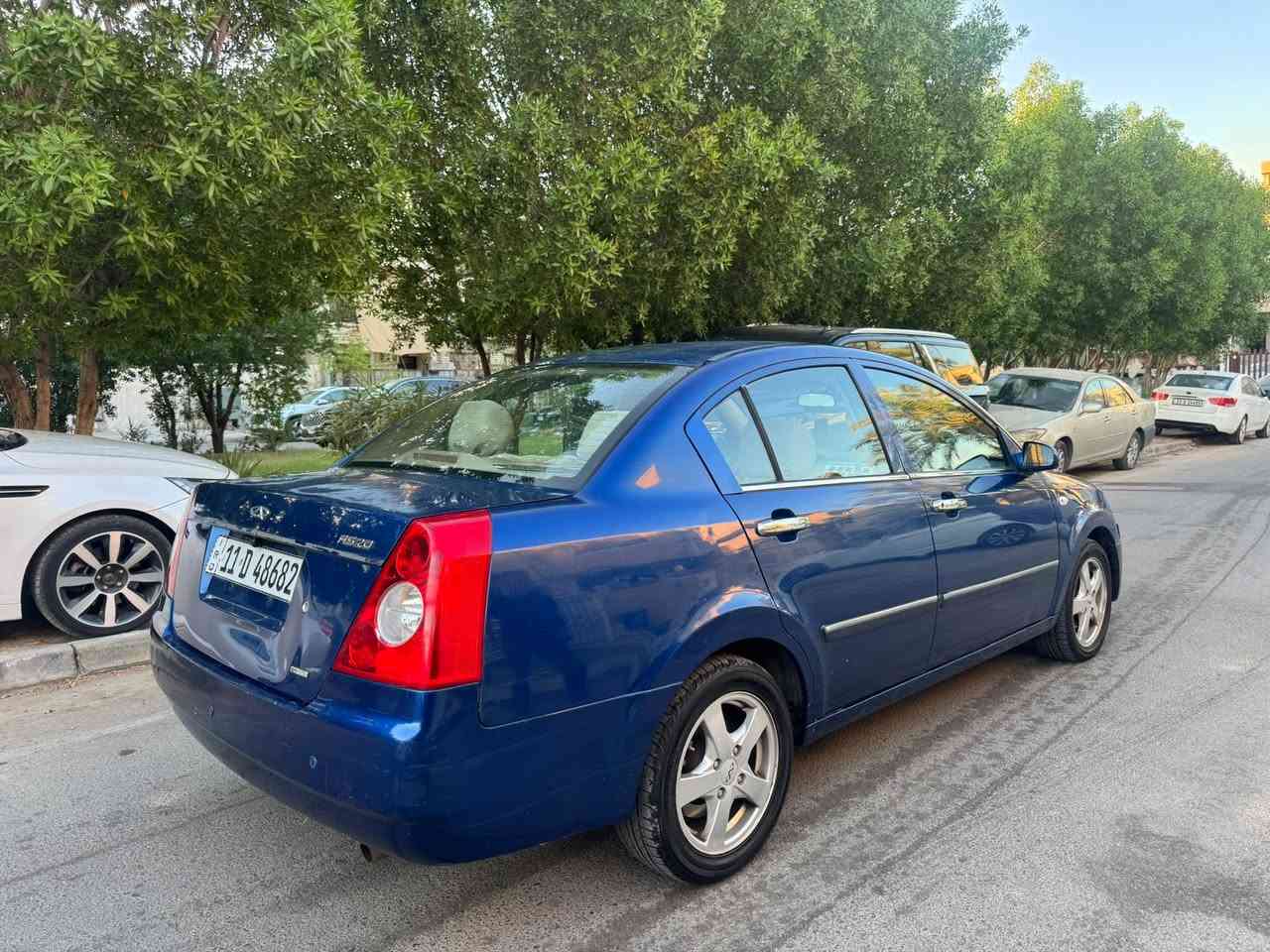 السلام عليكم / للبيع نقد فقط
شيري A5 2009
رقم بغداد الجديد باسمي سنويه 2030 
مكفوله من الضربه والصبغ والتبديل فقط جراد بالبنيد 
محرك 2000 مفتوح
كير بلاد _ ماشيه 98 الف 
سياره جاهزه من كلشي تبريد ثلج صدر جديد تخم تاير 
مكاني بغداد العامريه والسعر 44 ورقه وبيها مجال بسيط
*********** محمد
