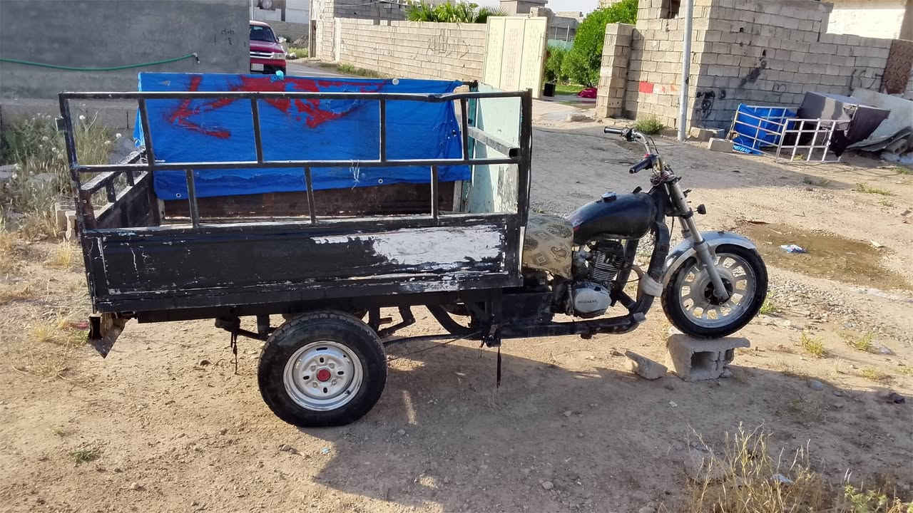 سلام عليكم ستوته للبيع ترايك للبصره محرك شرط ناعم ونشط فول شواصي نضاف جدد لا كسر. ولا لحيم ركبه شرط سعر 550 وبيها مجال للشراي تايرات جدد /***********
