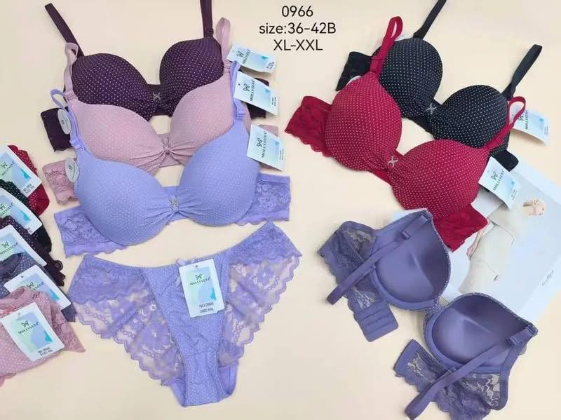 ✨🌸 عرض مميز أطقم لانجري راقية 🌸✨

موديل 
المقاسات: من _36 إلى 42 _44
الأحجام: XL - XXL. L._M

💖 طقم مكوّن من حمالة صدر + قطعة داخلية
💖 خامة ناعمة ومريحة على البشرة
💖 تصميم أنيق مع تفاصيل ناعمة ولمسة أنثوية جذابة
💖 ألوان هادئة وراقية تناسب كل الأذواق )

🌷 مناسب للاستخدام اليومي
🌷 تثبيت ممتاز وشكل مرتب تحت الملابس
🌷 جودة عالية وسعر مناسب

📩 للحجز والاستفسار راسلينا عالخاص
🚚 التوصيل متوفر لجميع المناطق

لا تفوتي الفرصة ✨ الكمية محدودة
#بسماية #بسمايه_مول_بسمايه_اكسبلور #مشاهير_تيك_توك_مشاهير_العرب #اسعارمناسبه #بغداد_العراق #العروض #تخفيضااااات #بسمايتي


**إذا كنت صاحب هذا الإعلان وتريد حذفه لأي سبب، رجاءا أرسل رسالة إلى الدعم الفني**