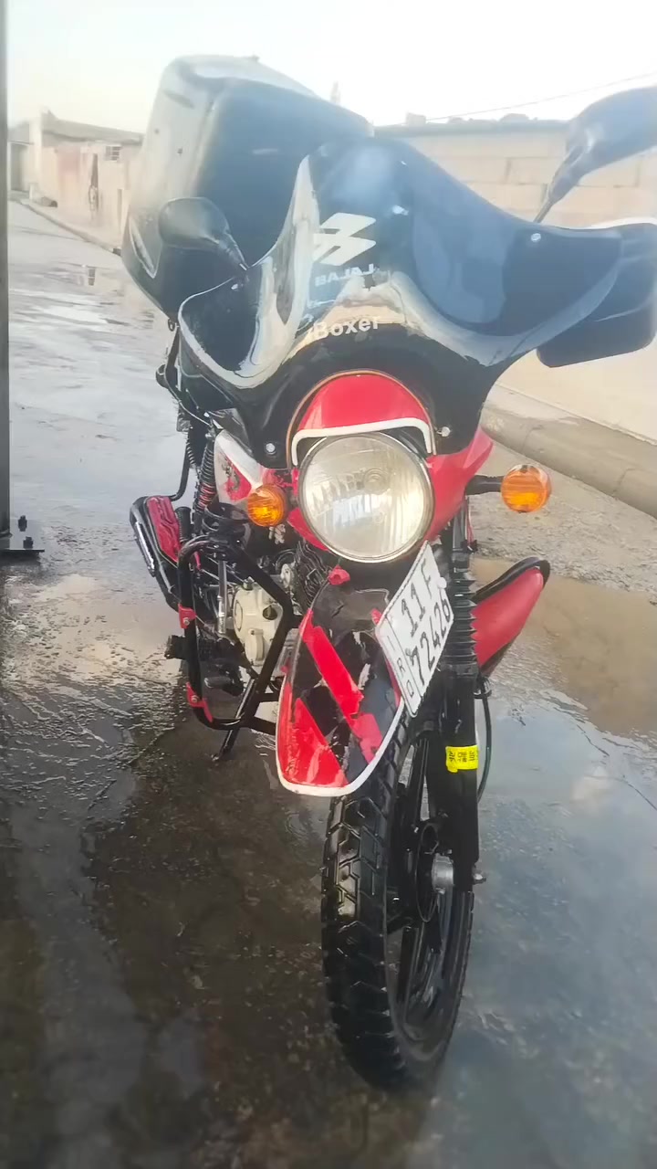 دراجه بوكسر جبلي موديل 23 مكفوله من كلشي رقم انكليزي بسمي تحويل ثاني يوم دراجه اي نقص ما بيها 2 ونص قفل ***********
