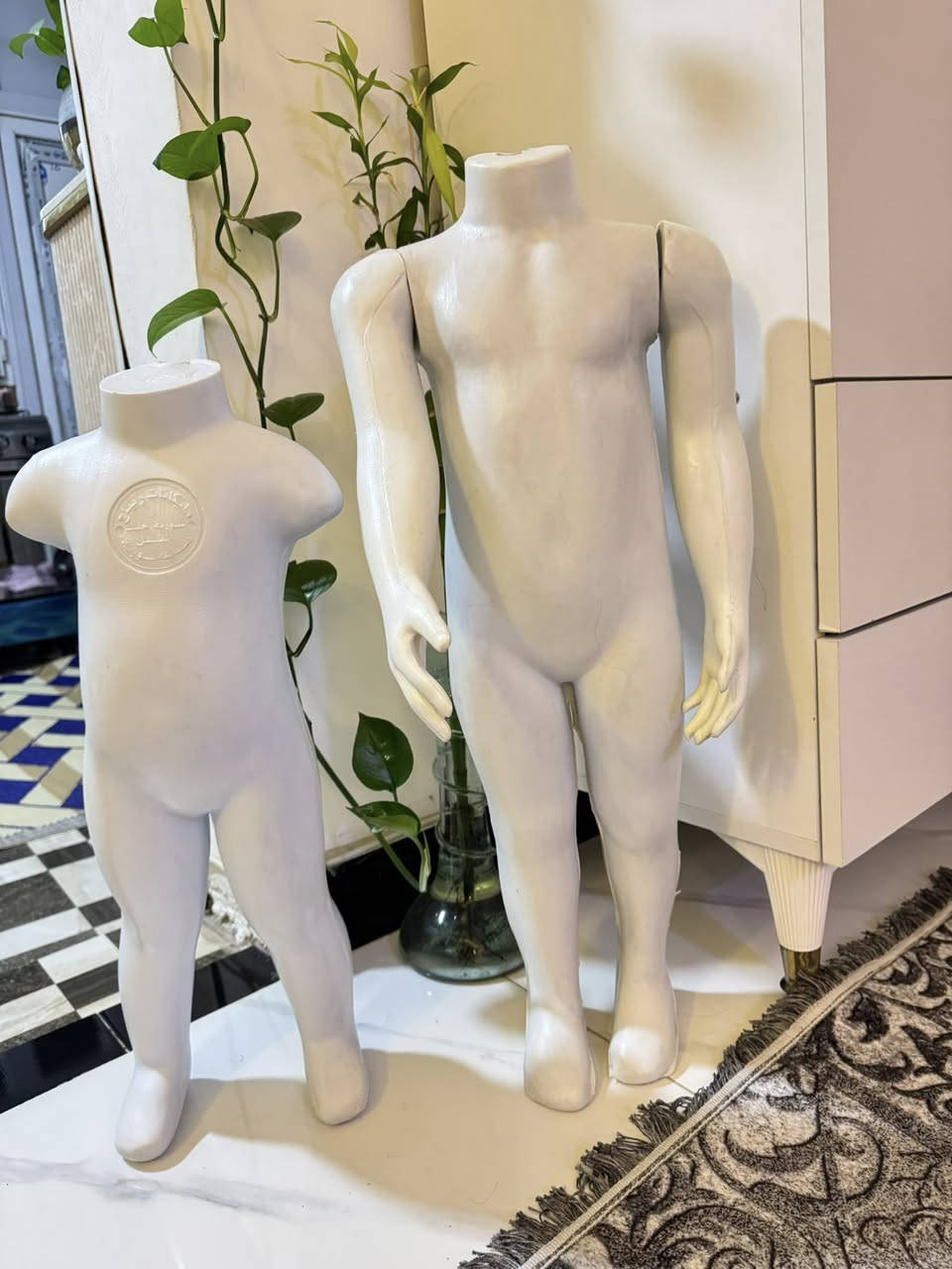 ملكان اطفال للبيع 
اثنينهم 25 الف وعندي توصيل 
الي يريدهن يدزلي رقمه وعنوانه


**إذا كنت صاحب هذا الإعلان وتريد حذفه لأي سبب، رجاءا أرسل رسالة إلى الدعم الفني**