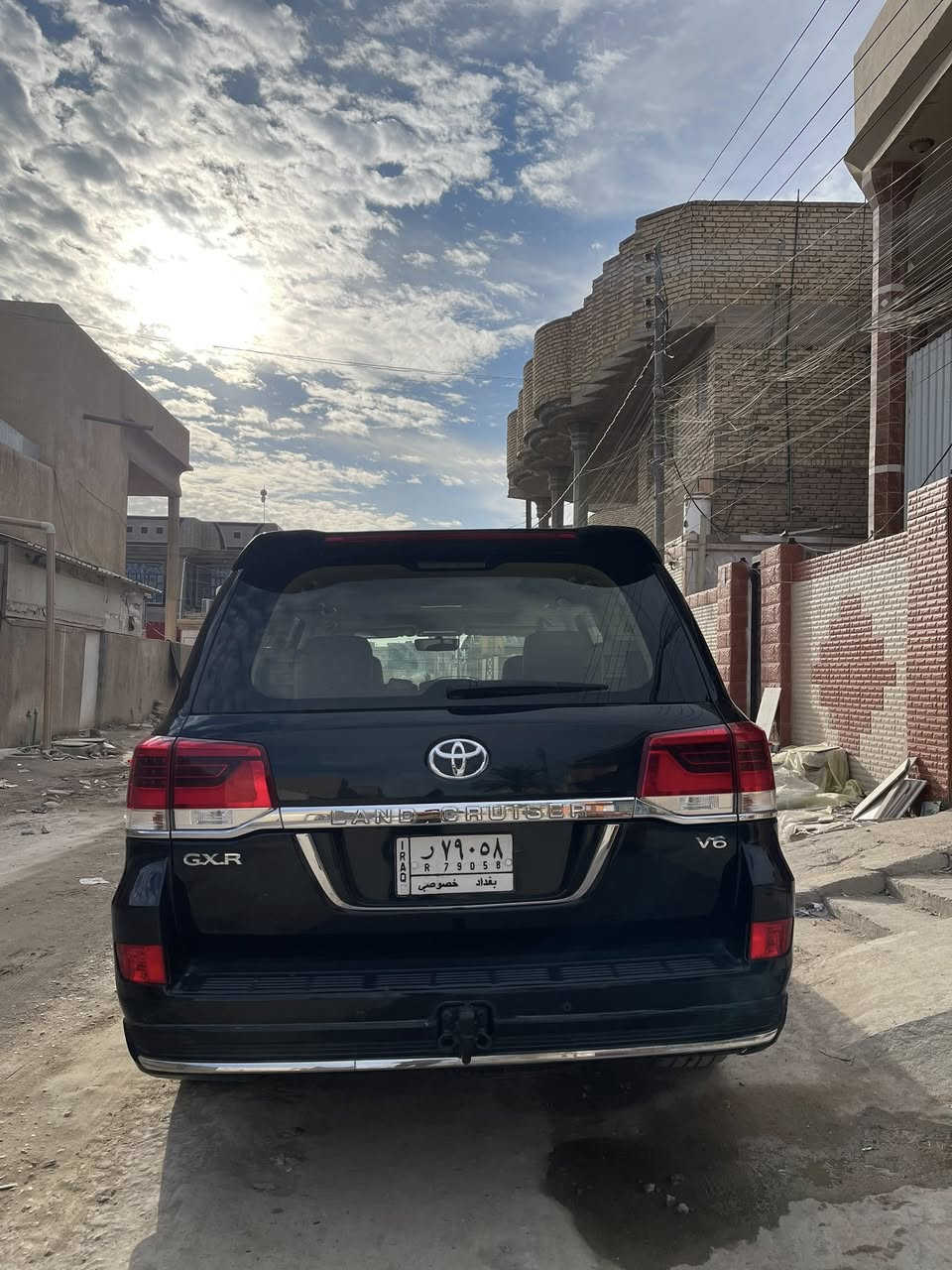 LAND CRUISEP
موديل 2017 بريم 
فول مواصفات
كفاله عامه فقط بلبنيد اربع اصابع كلش بسيط 
بانوراما 
انضمة قياده متعدده
لايت led زنون 
شاشه وسطيه 
تحكمات ستيرن وكشنات كهرباء 
وباقي مواصفات البريم معروفه 

رقم بغداد وأكاله تحويل 
السعر: 480$

مكان السياره بابل-قضاء القاسم 

للاستفسار ***********
