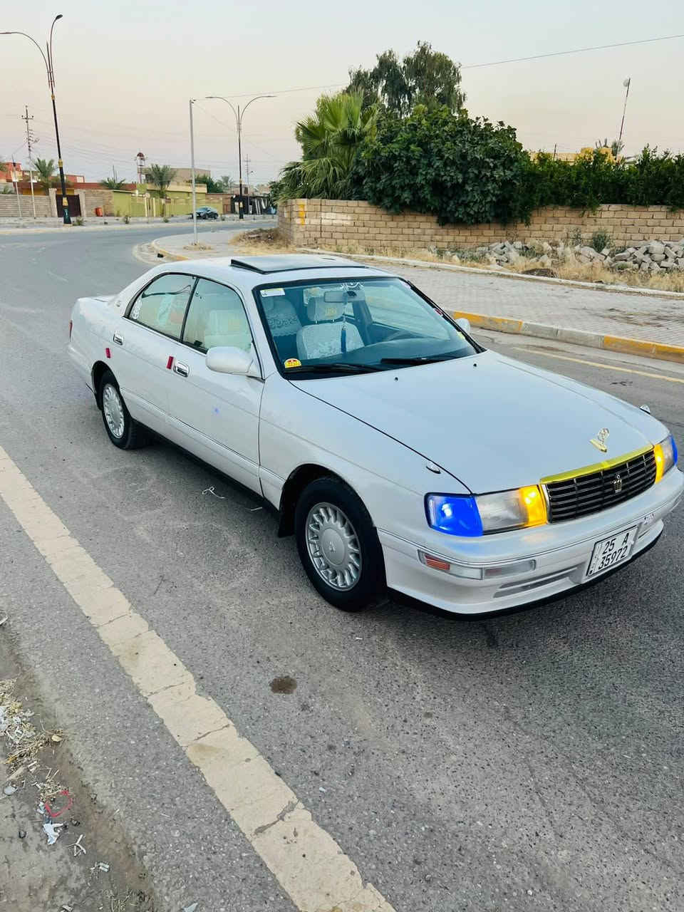 ‏بطة موديل 94 رقم كركوك إنجليزي سنوية ال29 كيرو محرك شرط مكفوله من الكص والظربه بيه قطيتين رش بدون داخل السياره جديده. علا وظع الشركه صدر وتخم تايرات مابيه نغص برغي السعر 62 بيه مجال مكان السياره الشركاط الشراي يتصل *********** المو شراي لاتصل
