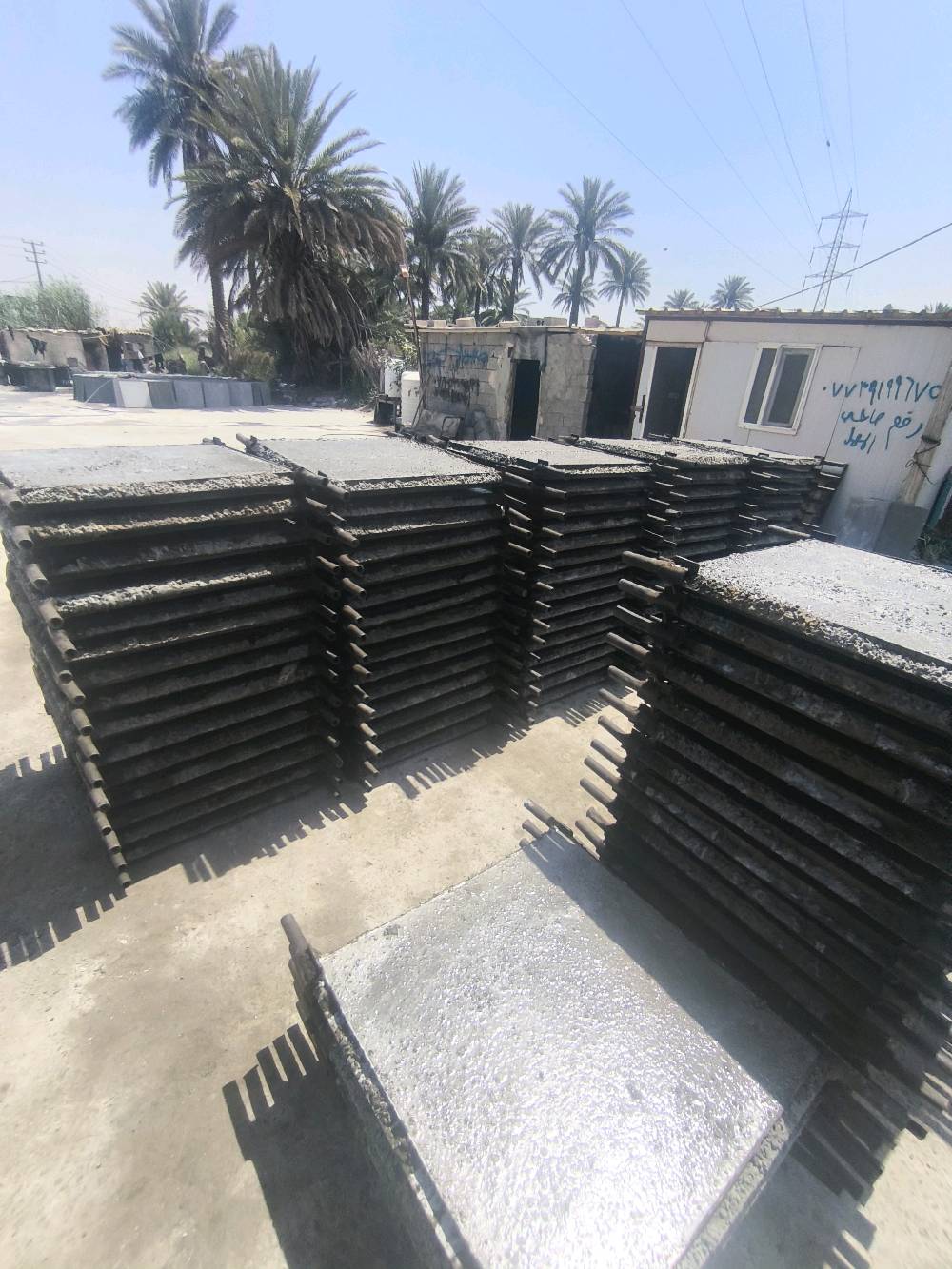 سلام عليكم معمل شتايكر للبيع هزاز مع خباطة مع 150 قالب 4سانتيم وهذا شغل ليوم .مكانه عل طريق الرابط قرب سيطرة الابراهيميةالسعر عشر ملايين 10وبي مجال للاستفسار الاتصال على الرقم ***********