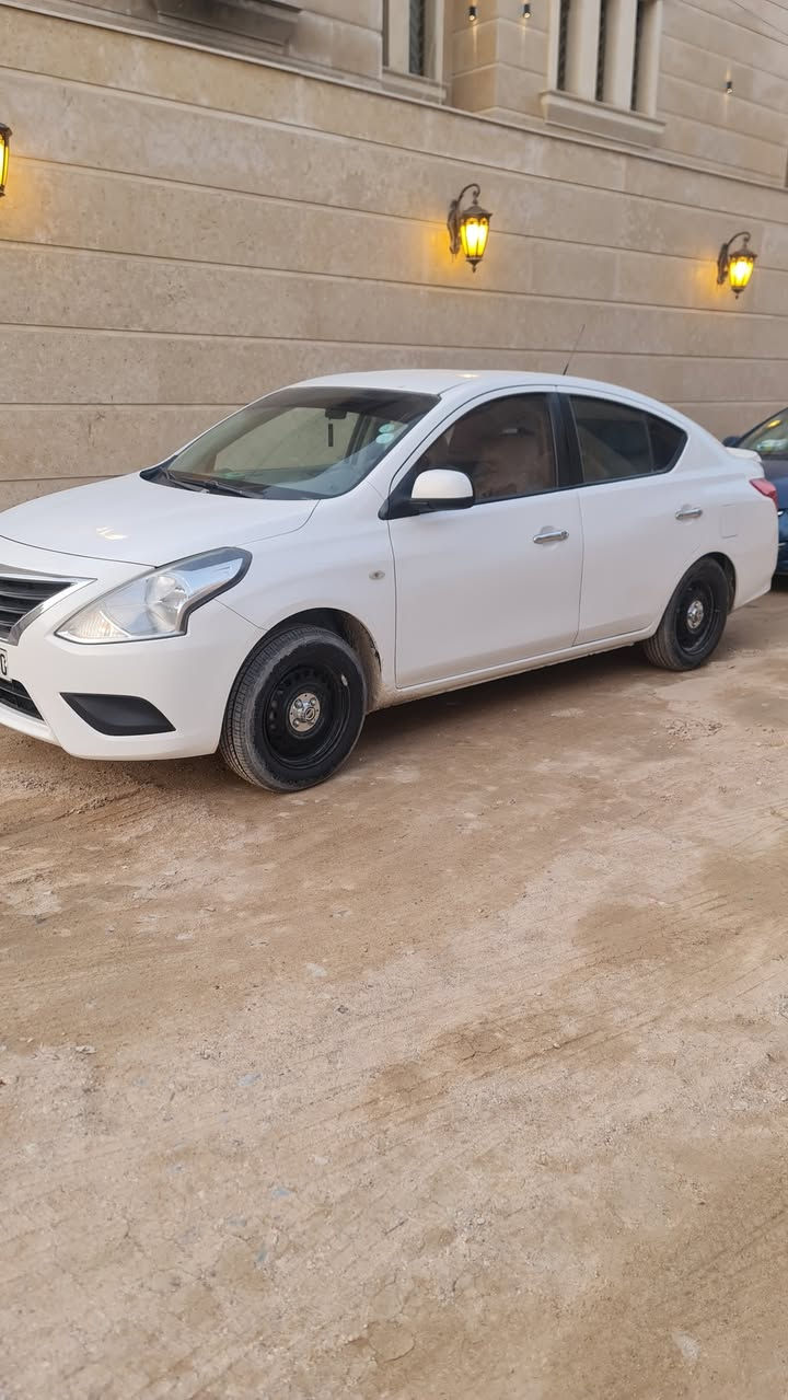 نيسان صني هندي مديل ٢٣ ضربته مداكر ثنين خلفيه ماشيه ٥٧ سياره جديده سعر ١٠٥ بيه مجال ***********
