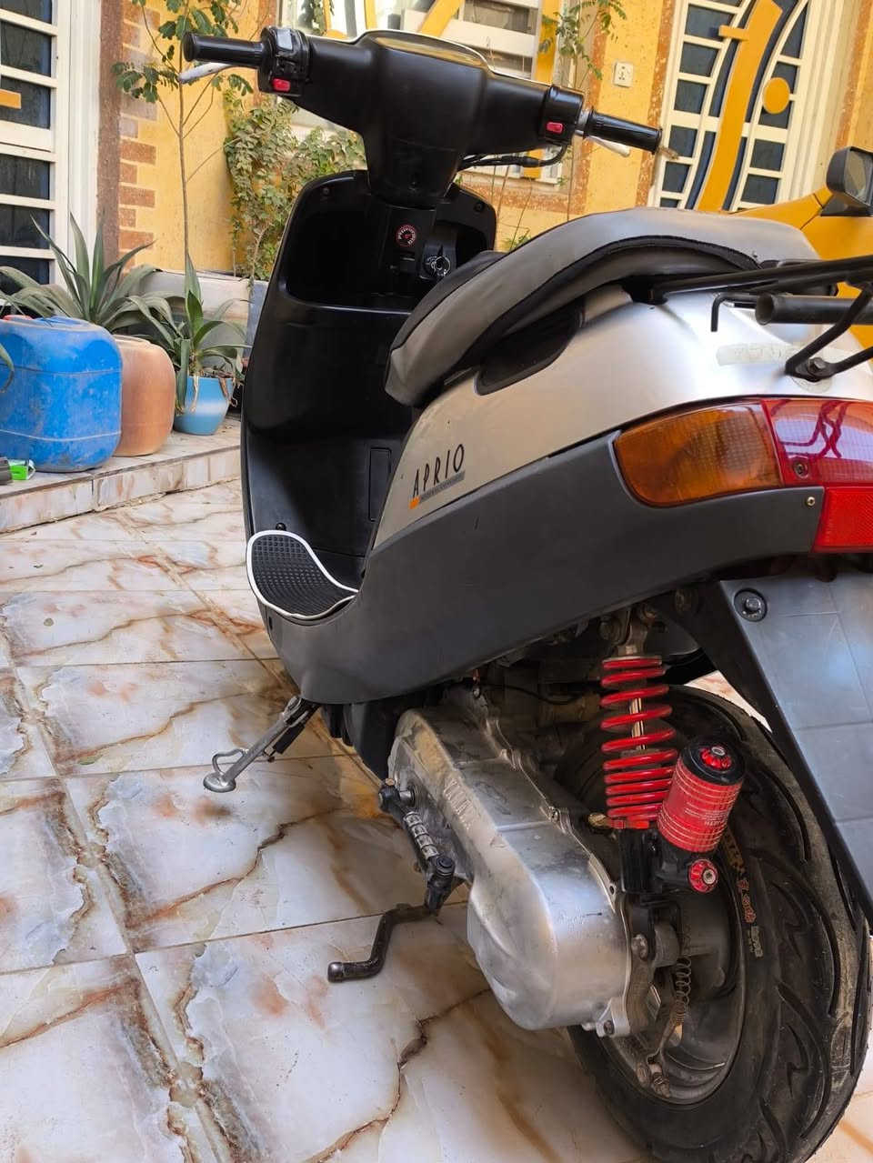 بطه 2003 دراجه كلها بلاد مكينه مامفتوحه كل قطها بلاد السعر 650 الف مكاني كربلاء الحر هاتف ***********
