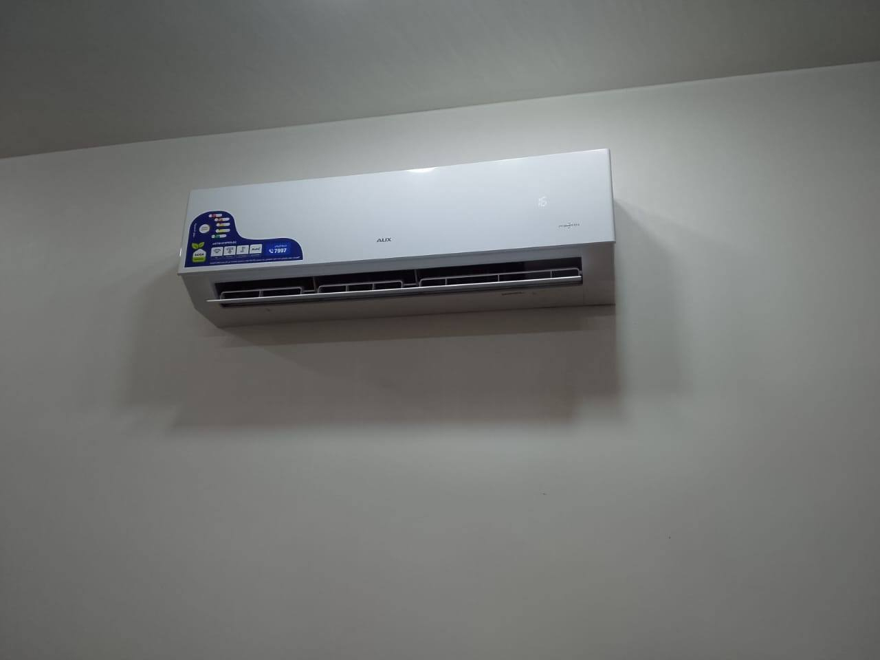 السلام عليكم
يوجد صيانة سبالت
 شد سبالت🏞
غسل سبالت
فتح سبالت
نقل سبالت  🌏
ماعليك بس تتصل ***********
***********
واتساب موجود
