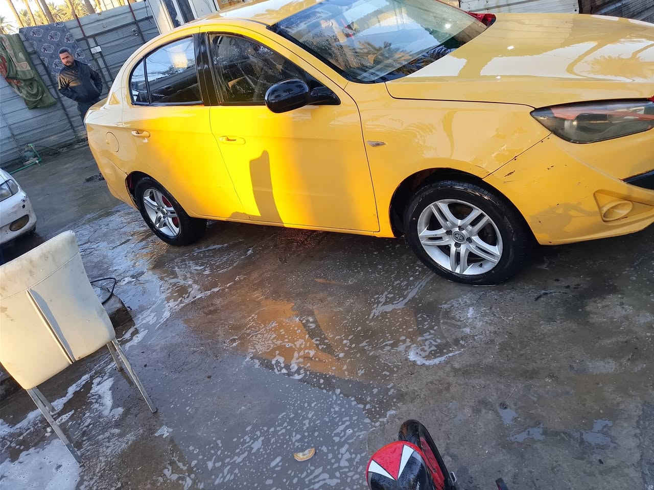 فاو اولي موديل 15 سياره جديده ومابيها اي نقص غاز وبانزين مكينه كير جديد بدون حادث السعر 43 مكان بغداد الدوره ***********
