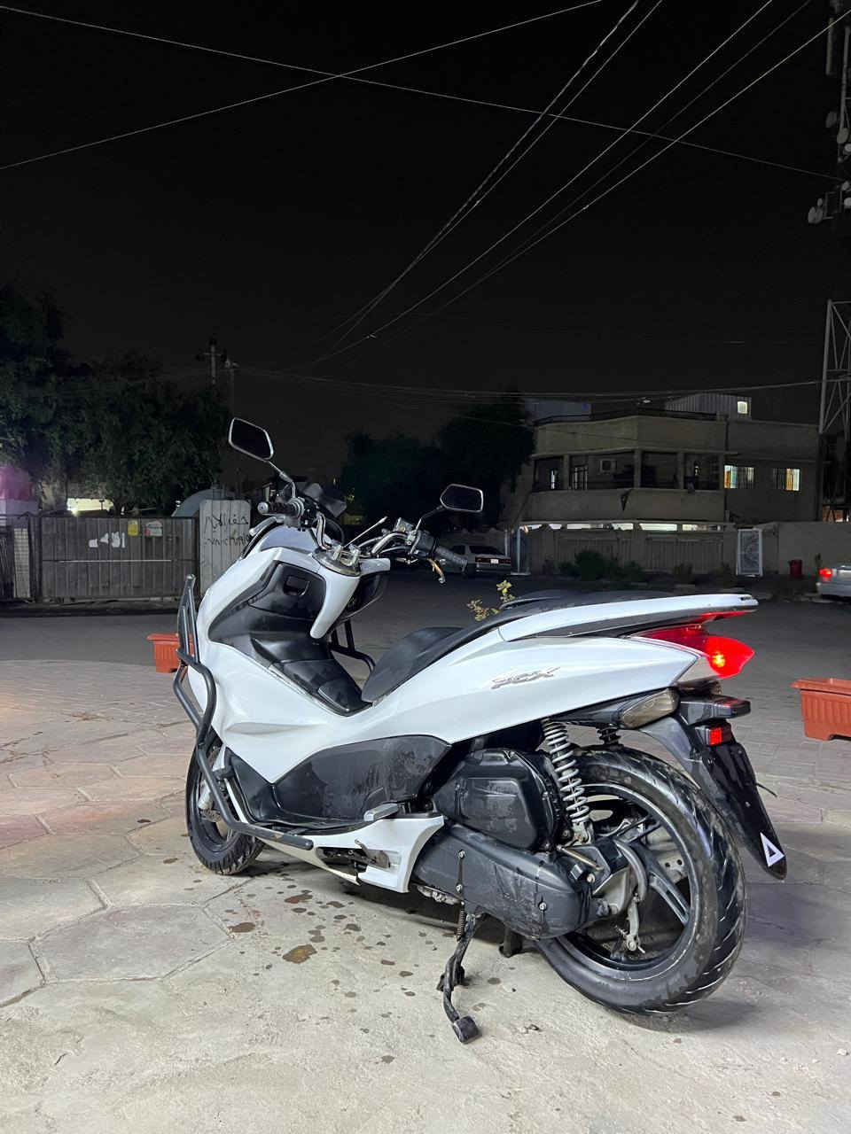 السلام عليكم دارجه بي سي اكس جيل اول ياباني مكاني بغداد البياع السعر ١٣٥٠ وبيه مجال ***********
