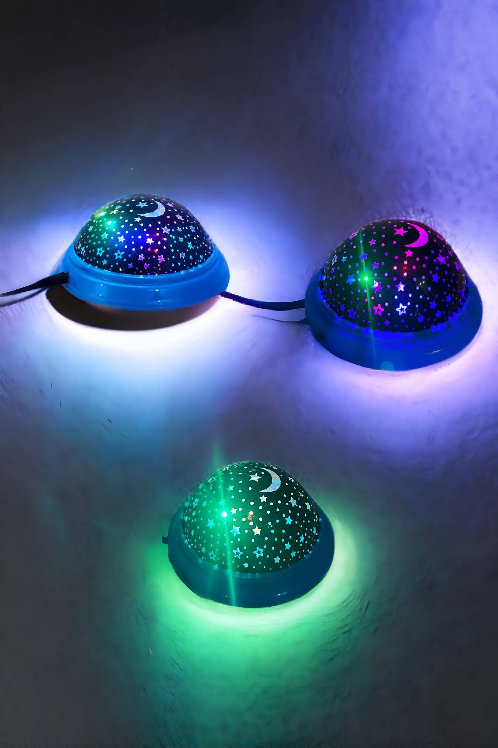 جهاز عرض النجوم Star Master LED يمنحك أجواء ساحرة بإضاءة متعددة الألوان 🌈
تصميم ميني عملي وسهل الاستخدام 💡
سطوع عالي وعمر طويل مع توفير للطاقة ♻️

استمتع بلحظات هدوء وجمال كل يوم 🌙