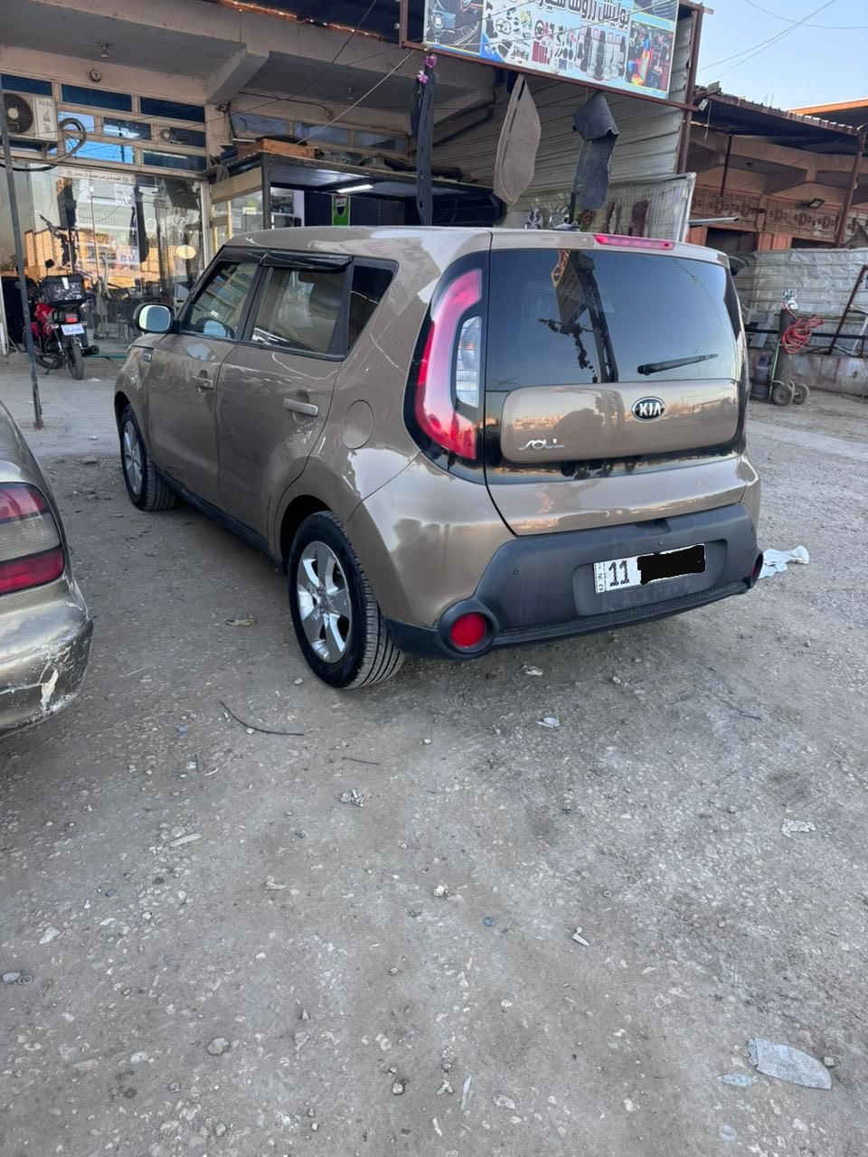 كيا صول 2016 رقم بغداد الانگليزي 
كير ، محرك (مكفولات)
تبريد تدفئة  (شغالات)
حدادية جديدة 
السعر  96 ورقه
 للاتصال ***********
