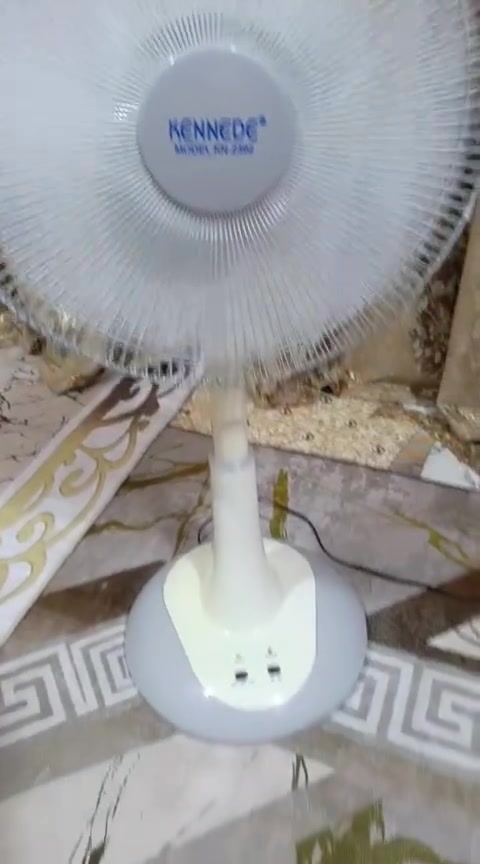 بنكه شحن باب اول الصليه مو الصيني والبطاريه مالته مابدله وشغله سعره 60الف
***********
