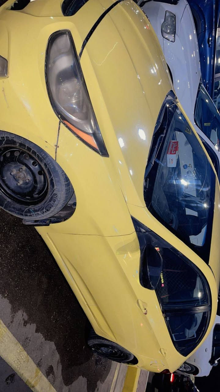 السلام عليكم اكسنت وارد امريكي موديل 12
حادث بنيد فقط مصلح نفسة السيارة خير من الله جاهزة نقصها بس تبريد للاستفسار اكثر اتصل بلرقم 
***********
مكان السيارة بغداد الكرخ
