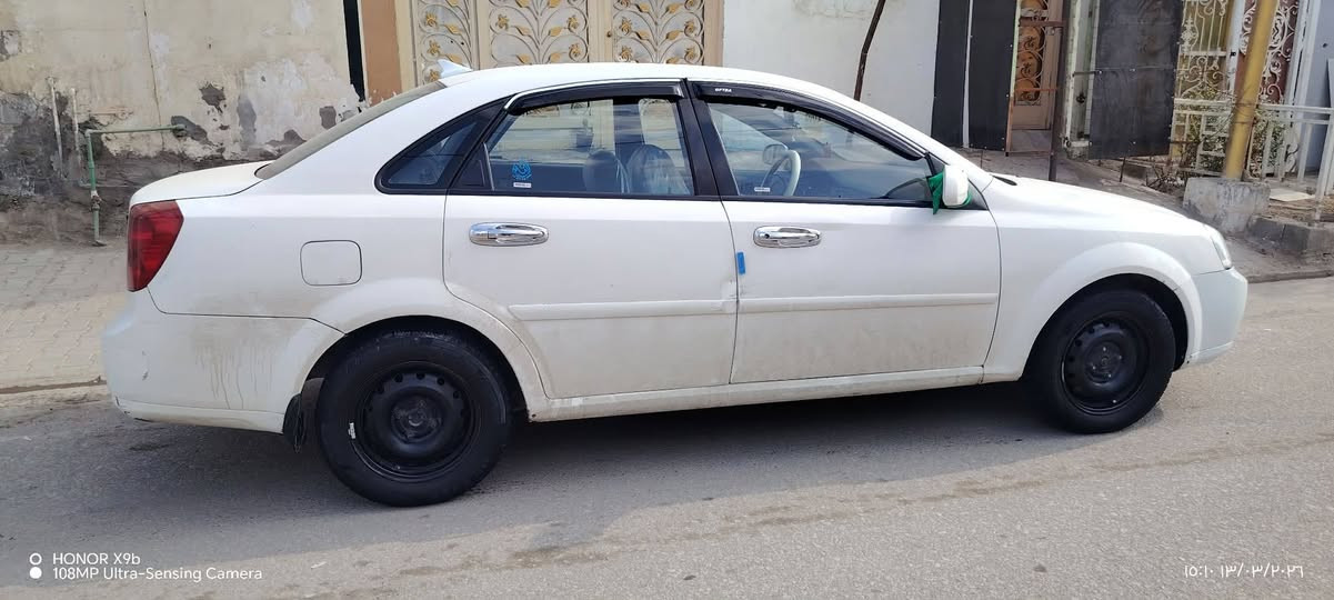 السلام عليكم
اوبترا موديل 2005 السيارة مكفولة من الضربة مصبوغة حزام جمالية حدادية 90 بالمية السيارة حلوة وجاهزة 

استفسار رقم التلفون ***********
