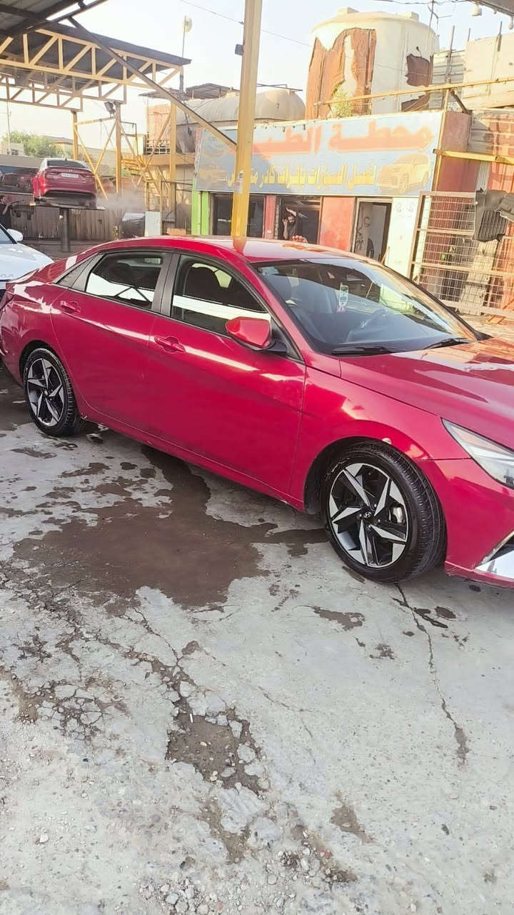 الانترا موديل 2022 سيارة بدون ايرباك كير  محور. Ateمرغوب سيارة بسمي  مكينه 2000 دوش مكاني بغداد العبيدي اتصل ***********. صور الحادث بلمنشور142 وبيهه مجال
