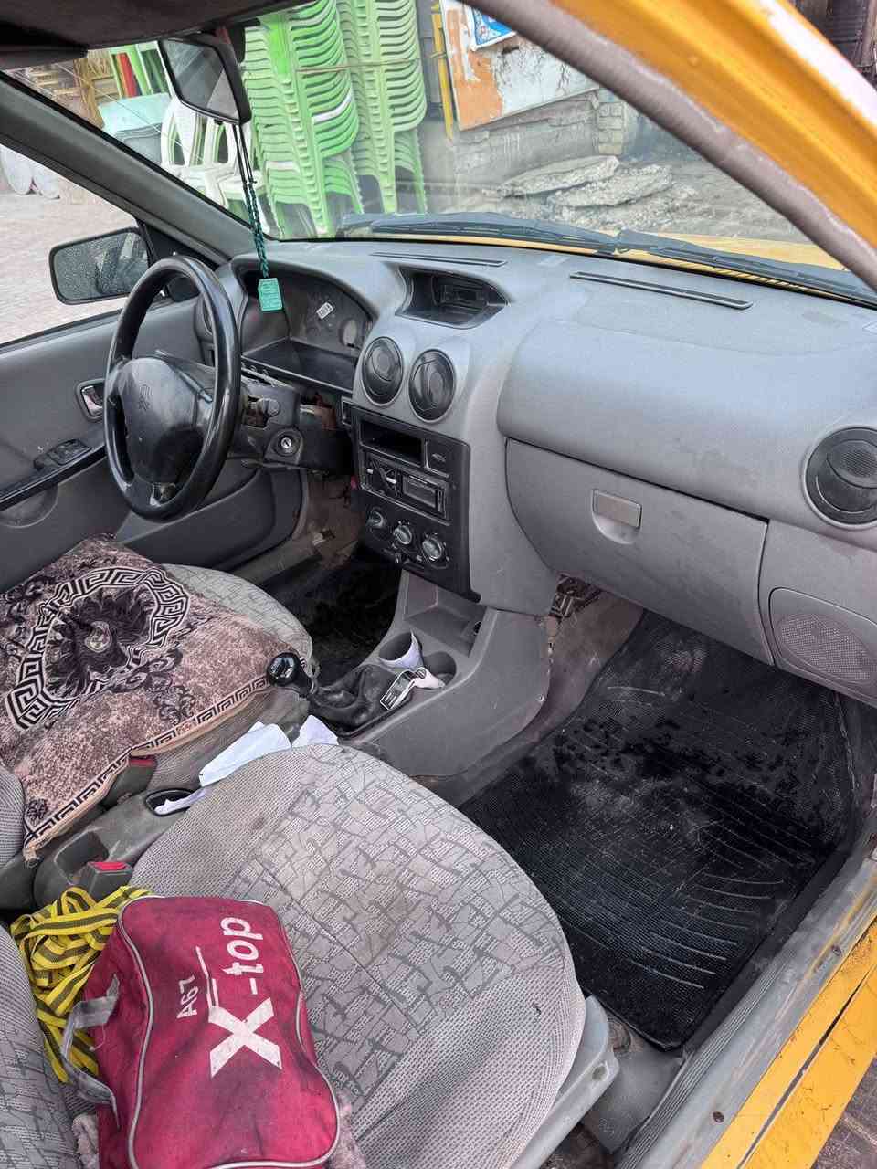 السلام عليكم سايبا 2012بأسمي مصفرة من كلشي بية نواقص قليلة عارضة ب 20 قفل تبريد شغال منظومة جديدة رقم الهاتف ***********
