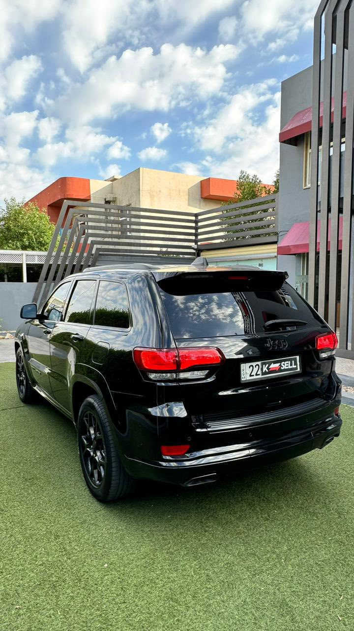 Jeep grand cherokee (Limited X) 2021
V8 5700 Hemi

سيارة كلين تايتل 
اعلى مواصفات في الجيب
كشنات تدفئة
نظام دفع رباعي 
حساسات خلفية 
پانوراما 
ماوس (انظمة القيادة)
كامرا 
صندوق كهربائي

كل سيرفس السايرة صايرة بالشركة هارلم 
مكفولة كفالة عامة 
كير محرك بشرط 

جامات مضلل وبي موافقة من المرور 
مكان السيارة (كركوك)

للتواصل 
***********
.
.
#Hemi
