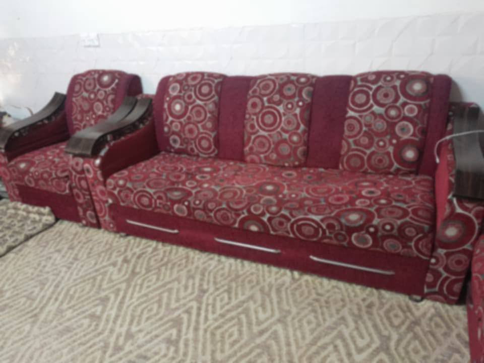 قنفات للبيع نضيفات خمس قطع 
رايدهن ٩٠وبيهن مجال للشراي


**إذا كنت صاحب هذا الإعلان وتريد حذفه لأي سبب، رجاءا أرسل رسالة إلى الدعم الفني**