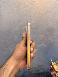 وبركاته  ايفون 16 برو ماكس ذاكرة 256 داخل الضمان وبطارية 97  مكان التس...