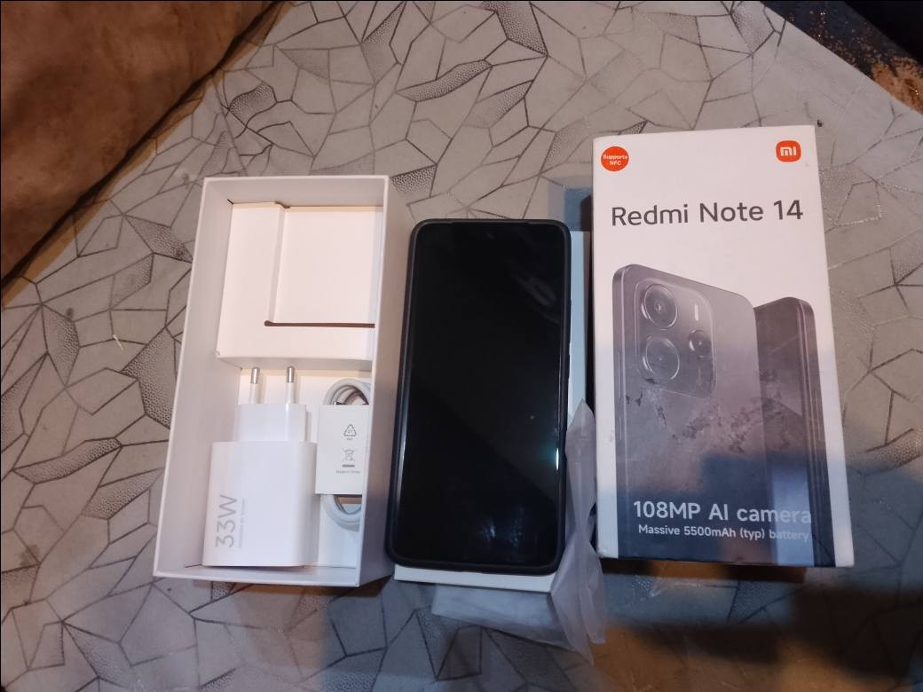 ريدمي نوت 14 جديد لوك استخدام ساعات ذاكره 256/8 شاشه امولد 120 هرتز بصمه بشاشه
أخذته ب240 
سعر 200قفل مكاني مدينه الصدر قطاع 15 
رقم *********** متواجد واتساب
