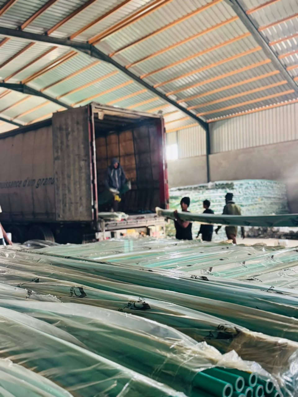 شركة استيراد انابيب Ppr و UPVC 

الوكيل الحصري في الموزع الرئيسي في العراق 🇮🇶 
 
البيع جمله توزيع 🏬 محلات)
عنوان الشركه واسط الصويره 

الشارع العام قرب محطه الاحبه 

🚚 توصيل لجميع المناطق العراقيه
مجوعتنا في واتساب للتواصل معنا 
https://chat.whatsapp.com/GWR9JEpiKm0Er1yl95uE6C  

 https://t.me/Hussein1c
***********
 
***********
@إشارة
